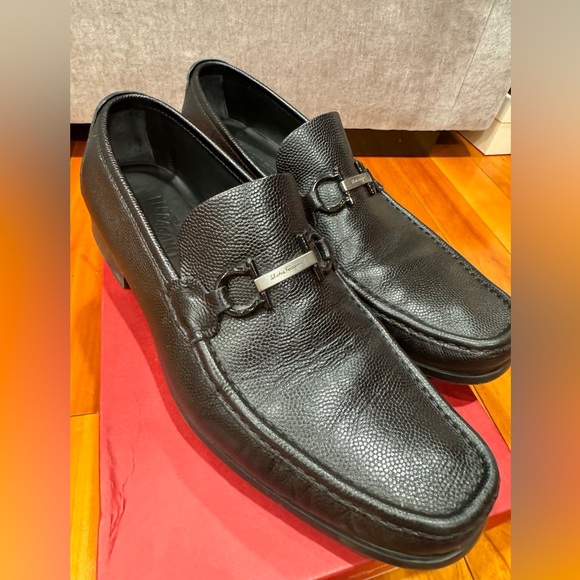 Ferragamo mens regal loafers